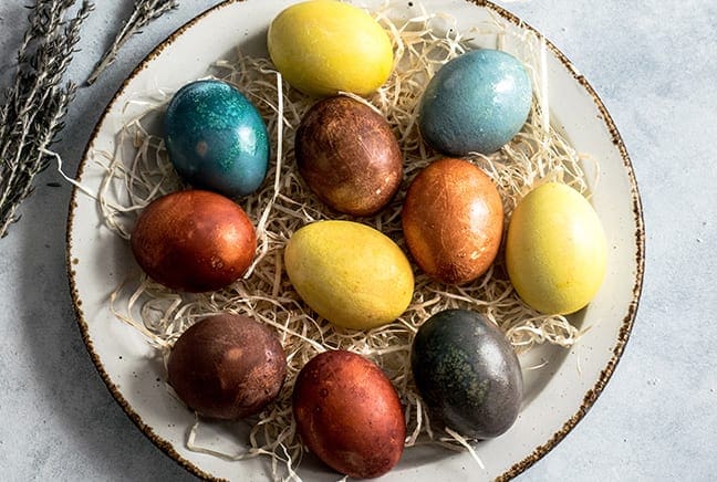 Healthy vs Unhealthy Easter Eggs