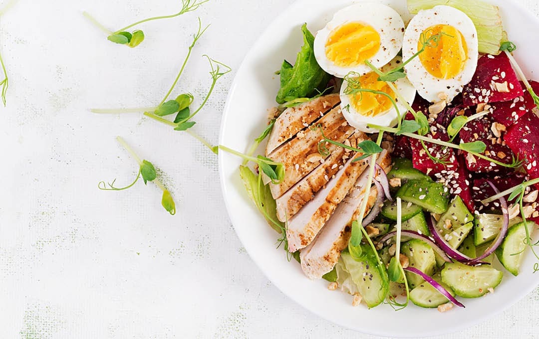 April Diet Plan Week 3 – Recipe 4 Eggs And Quinoa Salad